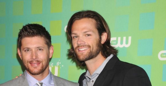 Jared Padalecki qualifie la mort de Philip Seymour Hoffman de "stupide" sur Twitter