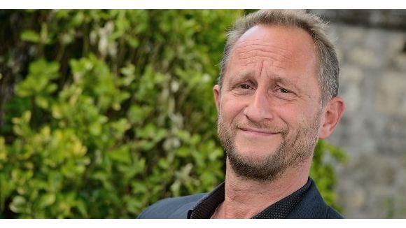 Benoît Poelvoorde inquiet pour Julie Gayet, peiné pour Valérie Trierweiler