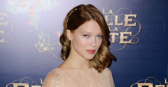 Léa Seydoux fait une gaffe dans "C à vous" - vidéo 