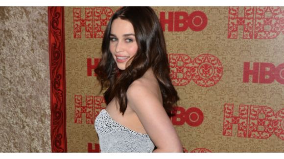 Game of Thrones : Emilia Clarke proclamée « femme la plus désirable au monde »