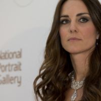 Kate Middleton brille avec des bijoux royaux