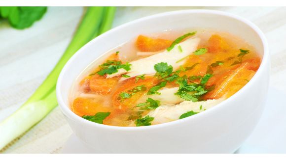 Rhume, grippe : que faut-il manger quand on est malade ?