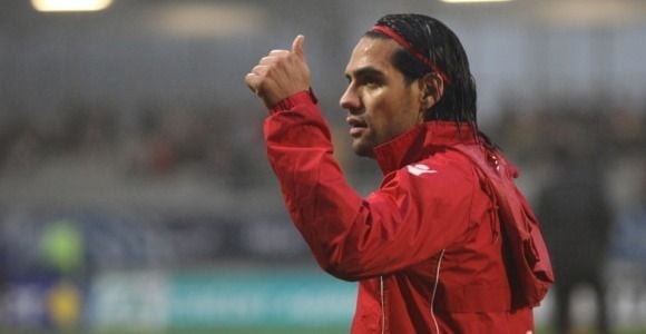 Falcao pousse un coup de gueule contre les politiques