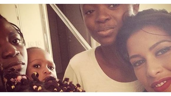 Ayem Nour : sa nouvelle vie au Gabon 