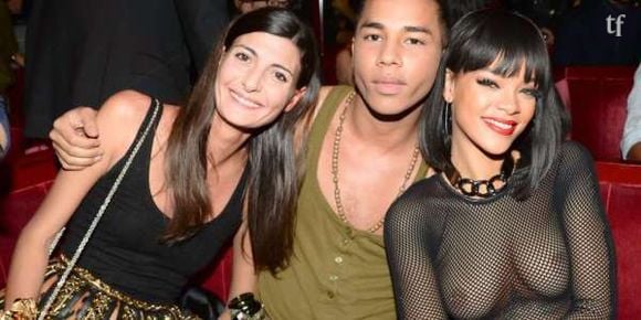 Balmain : Rihanna se balade presque nue devant Olivier Rousteing