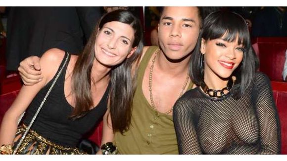 Balmain : Rihanna se balade presque nue devant Olivier Rousteing