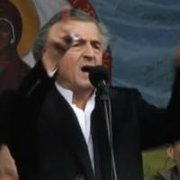 Ukraine: BHL harangue la foule à Kiev