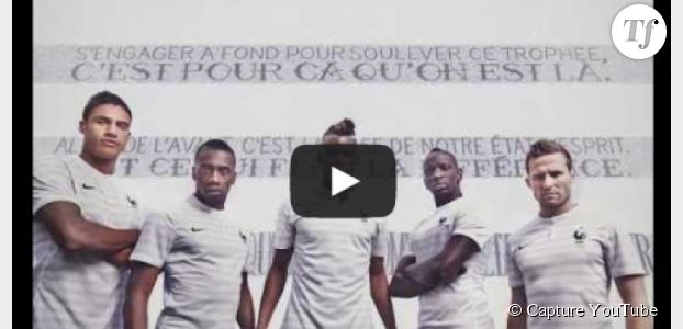 Equipe de France : découvrir le maillot extérieur façon marinière