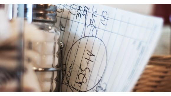 Le titre-restaurant dématérialisé dès avril 2014 : avantages et contraintes du nouveau système