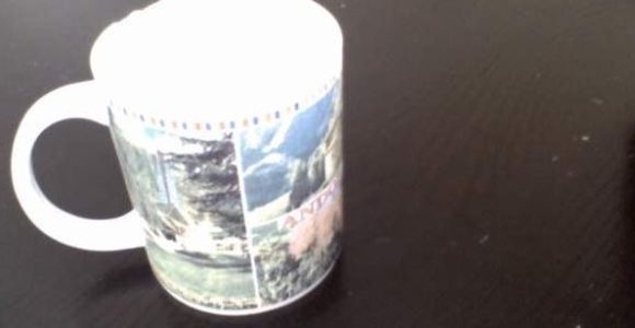 LeBonCoin : il vend son mug cassé au prix fou de 25.000 euros