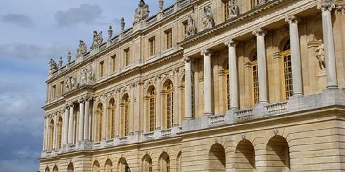 Versailles : macabre découverte dans le grand bassin du château