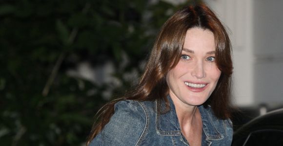 Carla Bruni insulte ceux qui écoutent ses conversations au téléphone