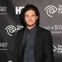 Game of Thrones : Kit Harington devient le visage de la marque Jimmy Choo