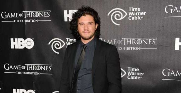 Game of Thrones : Kit Harington devient le visage de la marque Jimmy Choo