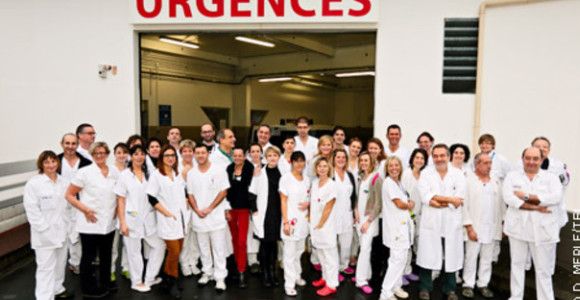 24 heures aux Urgences : drames et anges gardiens – TF1 Replay