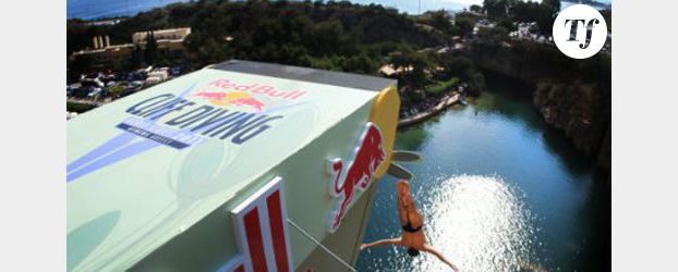 Red Bull Cliff Diving : des plongeurs de l'extrême à la Rochelle