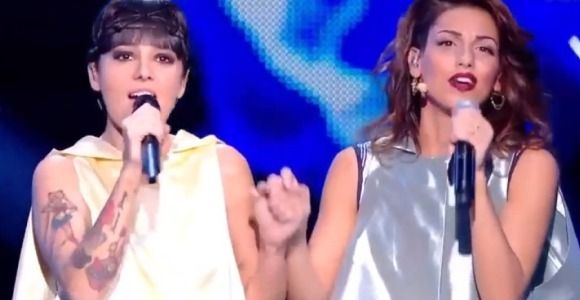 Tal et Alizée sont bonnes copines et le montrent en chanson 