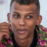 Stromae : Mosaert, sa collection de polo et de chaussettes pour hommes, femmes et enfants bientôt en vente