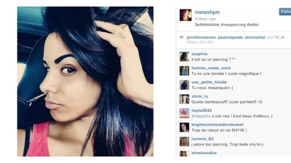 Shy'm : un nouveau piercing en mode "vache-qui-rit"