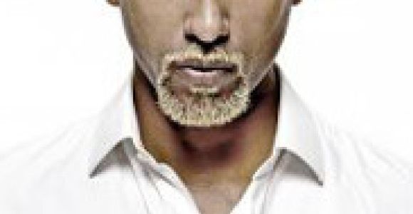 Satya Oblette : 3 trucs à savoir sur le mannequin le plus mystérieux des podiums