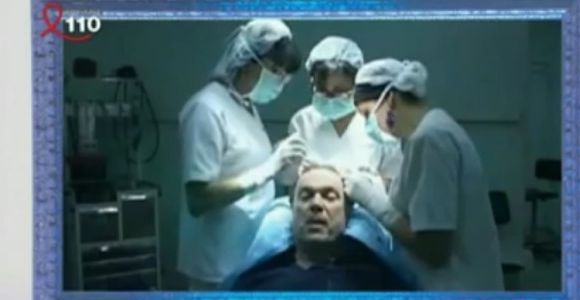 Julien Lepers en colère suite à une vidéo sur ses implants capillaires