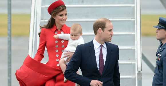 Kate Middleton et le Prince George : 11 personnes à leur service pour leur tournée officielle