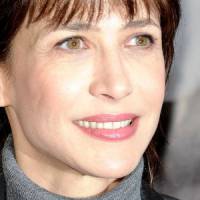 Sophie Marceau n'aime pas François Hollande et le traite de goujat