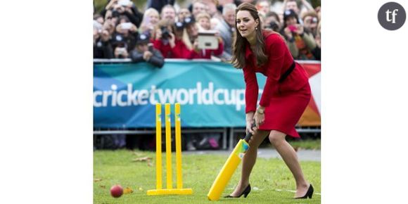 Kate Middleton n'est pas enceinte, elle joue au cricket (et boit du vin)