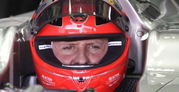 Michael Schumacher : un motard porte plainte contre le pilote automobile dans le coma