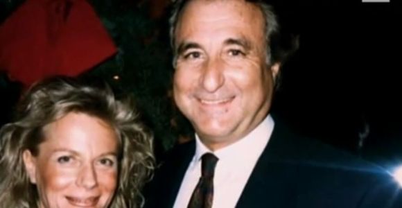 Documentaire: “Madoff, l'homme qui valait 65 milliards” - replay France 3