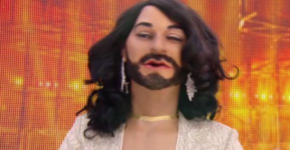 Conchita Wurst (Eurovision) débarque aux Guignols de l'info de Canal + 