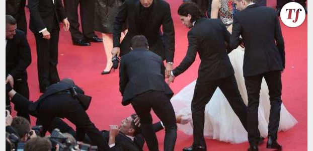 Cannes 2014 : un journaliste attrape la cheville d'America Ferrera, choquée - en vidéo