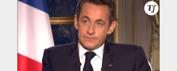 Un inconnu s’en prend au président Nicolas Sarkozy ! (Vidéo)
