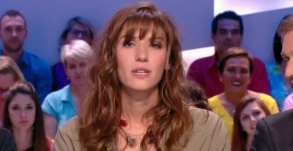 Doria Tillier annonce (avec ironie) son départ du Grand Journal