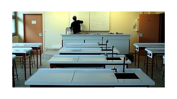 Haut-Rhin : viré d’un collège privé pour avoir révélé son homosexualité