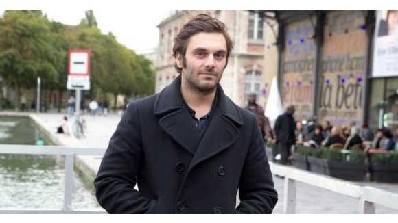 Pio Marmaï est passionné de mécanique et de voitures