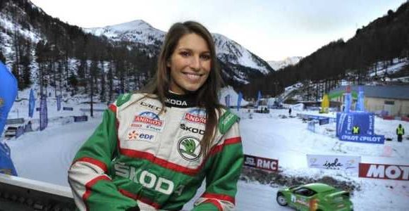 Laury Thilleman, l'ex-miss France,  humiliée en interview