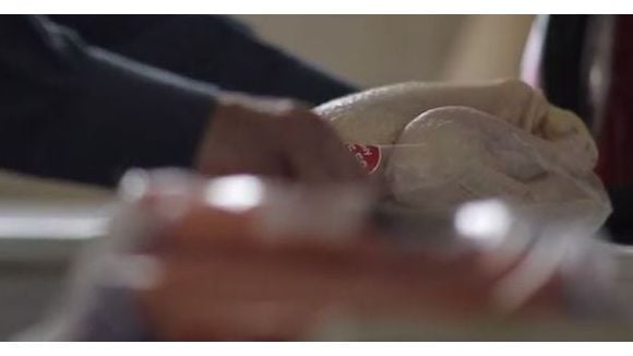 Laver le poulet serait dangereux pour la santé