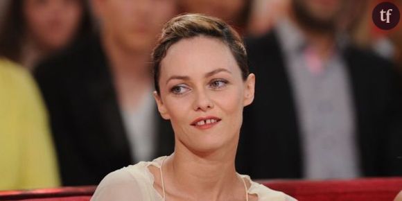 Vanessa Paradis : encore une nouvelle coupe de cheveux pour la chanteuse