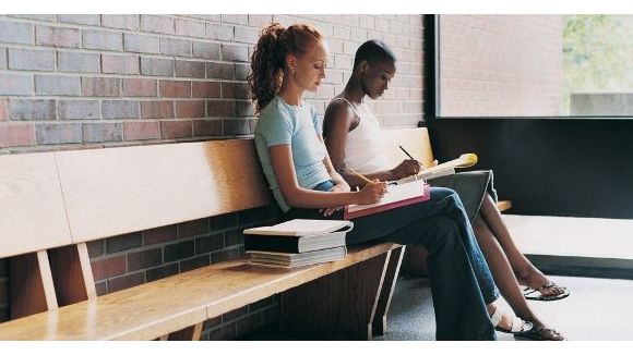 Inscriptions post-Bac : où s'inscrire de juin à septembre ? 