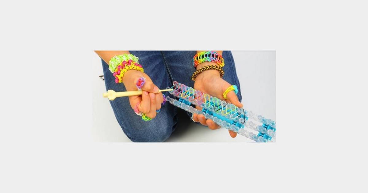 Tuto : comment réaliser un bracelet élastique Rainbow Loom facile