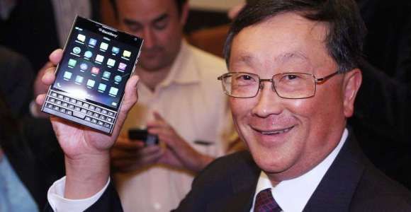 Blackberry justifie le format original de sa phablet Passeport