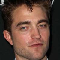 Robert Pattinson adore sa vie de célibataire