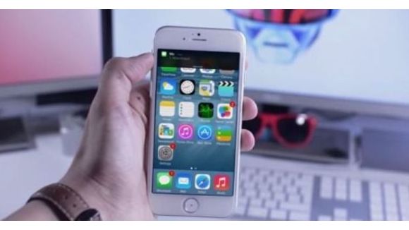 Etats-Unis: à 17 ans, il risque la prison pour un sexto envoyé à sa petite amie