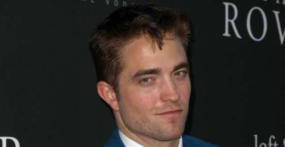 Kristen Stewart : Robert Pattinson la soupçonne d’être lesbienne  