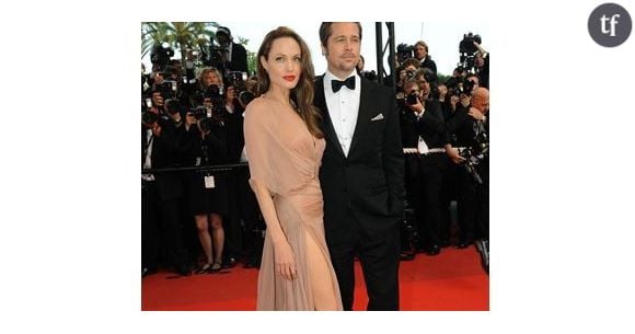 Le Bon Coin : Angelina Jolie met sa robe en vente (ou presque)