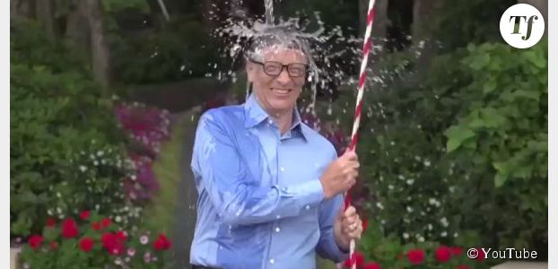 Mark Zuckerberg et Bill Gates prennent un seau d’eau glacée sur la tête contre la sclérose - vidéo