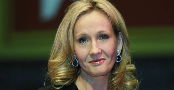 J. K. Rowling : la maman d'Harry Potter raconte l'histoire magique de Celestina Warbeck