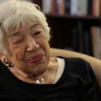 Sexe: une sexologue américaine centenaire raconte ce qui a changé