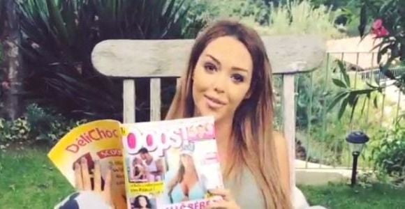 Nabilla fait le buzz avec son Ice Bucket Challenge (vidéo)